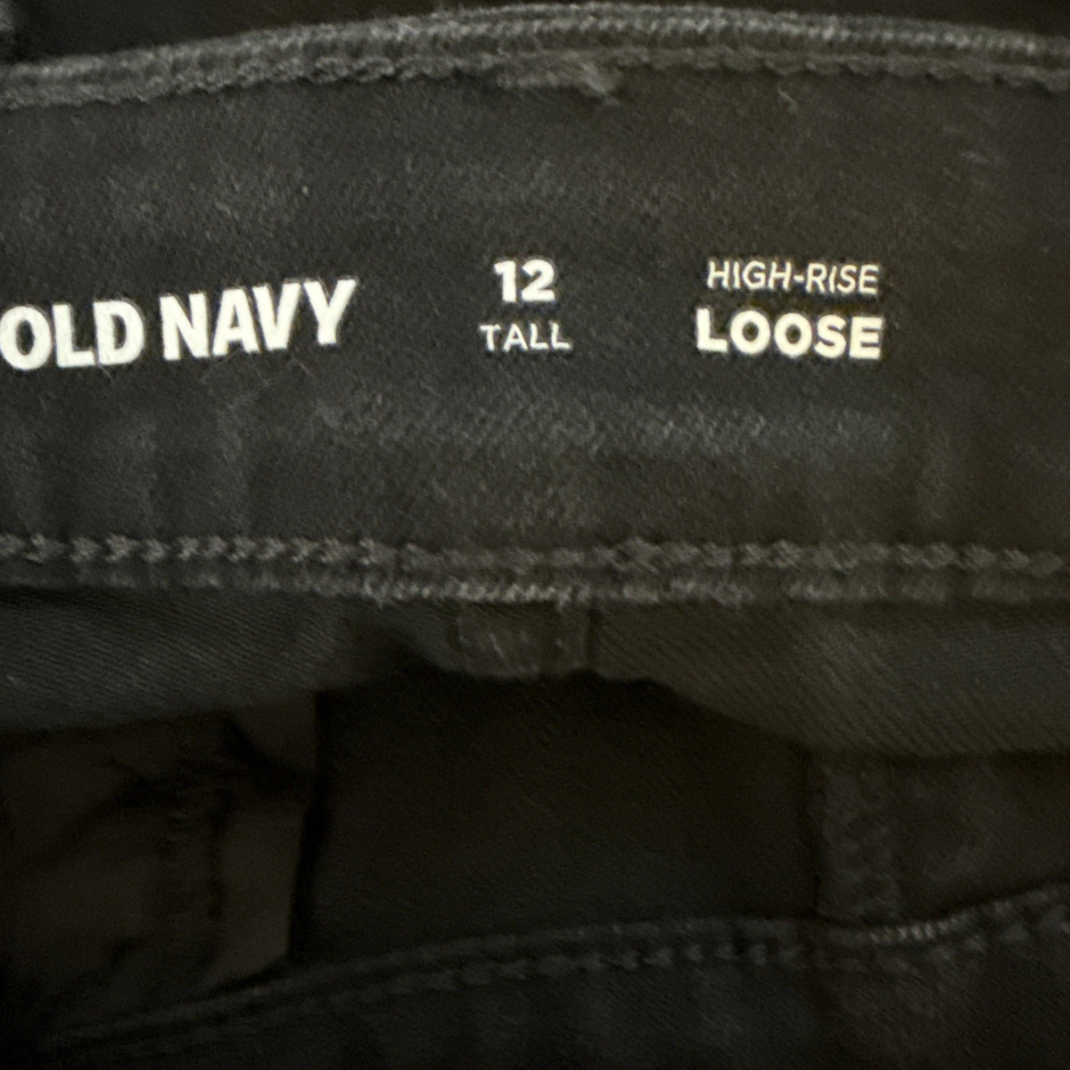 Old Navy High-Rise Loose Jeans Women’s Size 12 Tall Black, Pockets Casual NWT