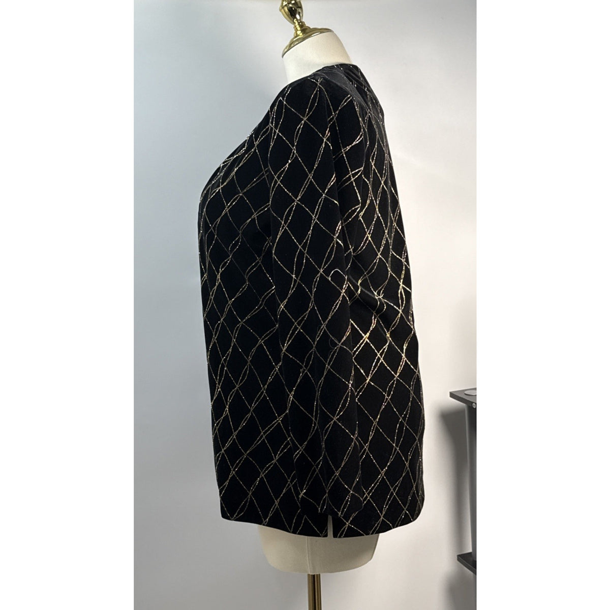J.B.S. LTD. Size 12 Vintage Velvet Metallic Grid Open Front Jacket Black/Gold