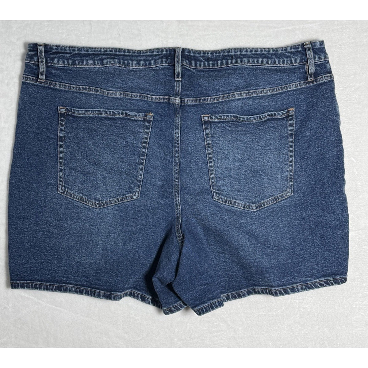 Ava & Viv Womens Size 26 Denim Shorts Blue Stretch Plus Size High Rise 7”