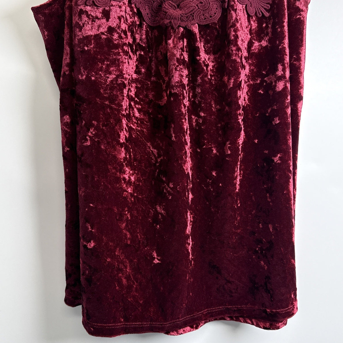 NOBO No Boundaries Mock Neck Velour Lace Top Sz M Red Sleeveless Vamp Whimsigoth