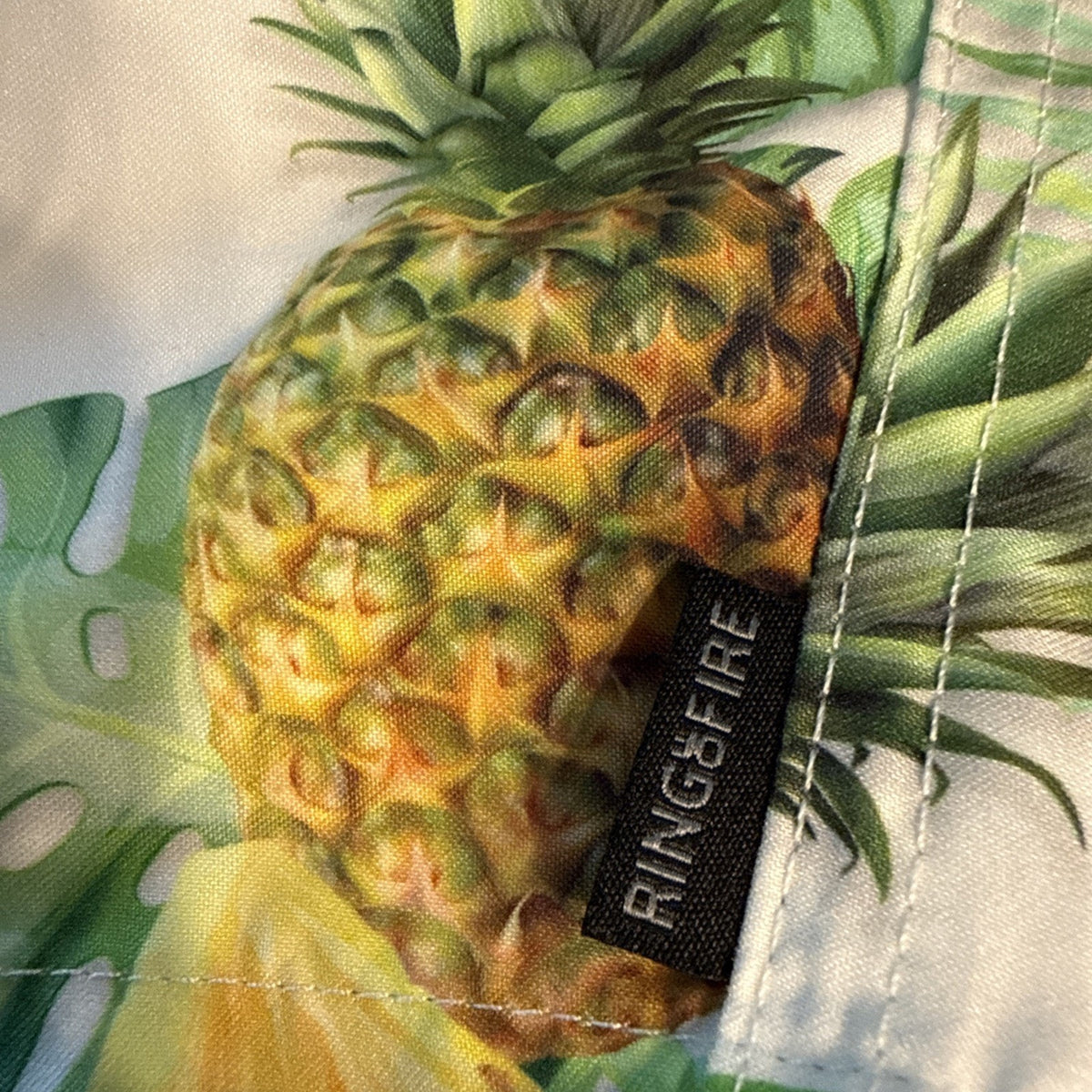 Ring of Fire Men's Pineapple Print Swim Trunks Sz L Drawstring