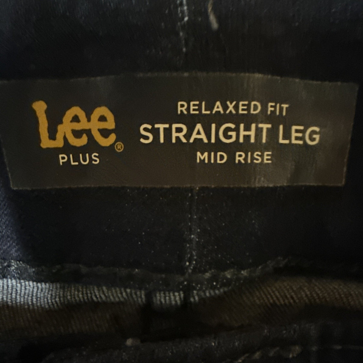 Lee Women Plus Size Relaxed Fit Stretch Denim Straight Leg High Rise 26W