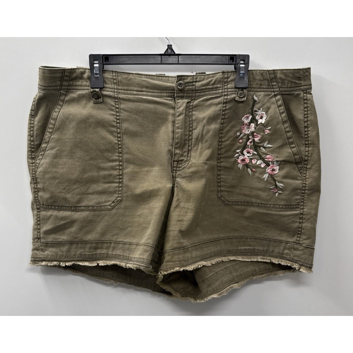 Lane Bryant Shorts Women's Size 18 Floral Embroidered Girlfriend Khaki Green