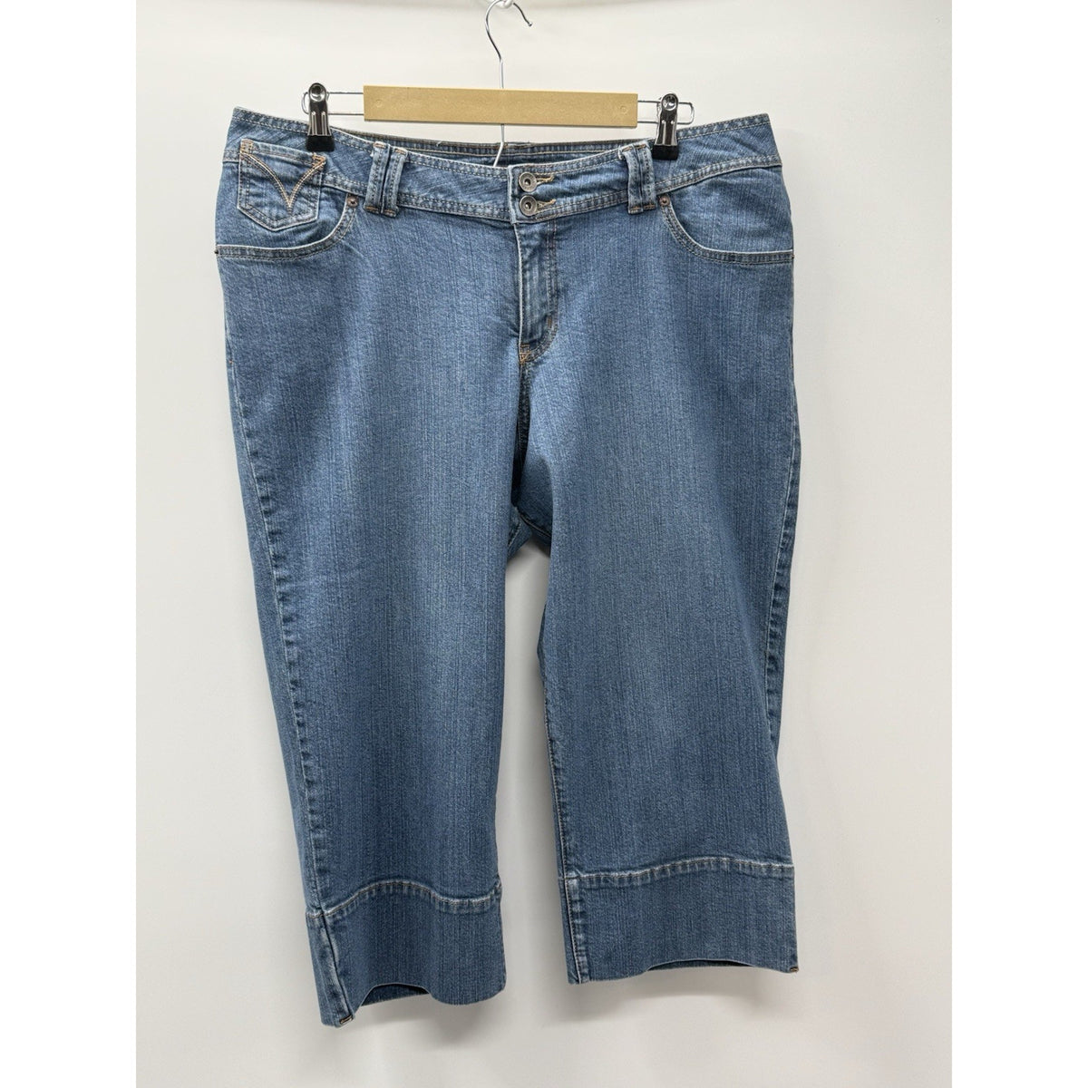 Venezia Jeans Capri Cropped Denim Pants Size 3 Blue Stretch Cuffed Stretch