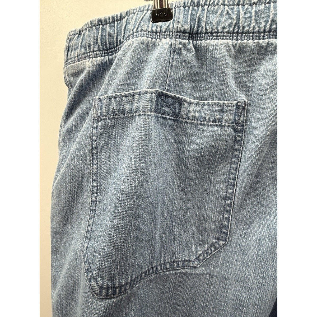 George Pull On Denim Shorts Womens XL Lt Wash Elastic Waist/Draw String Casual
