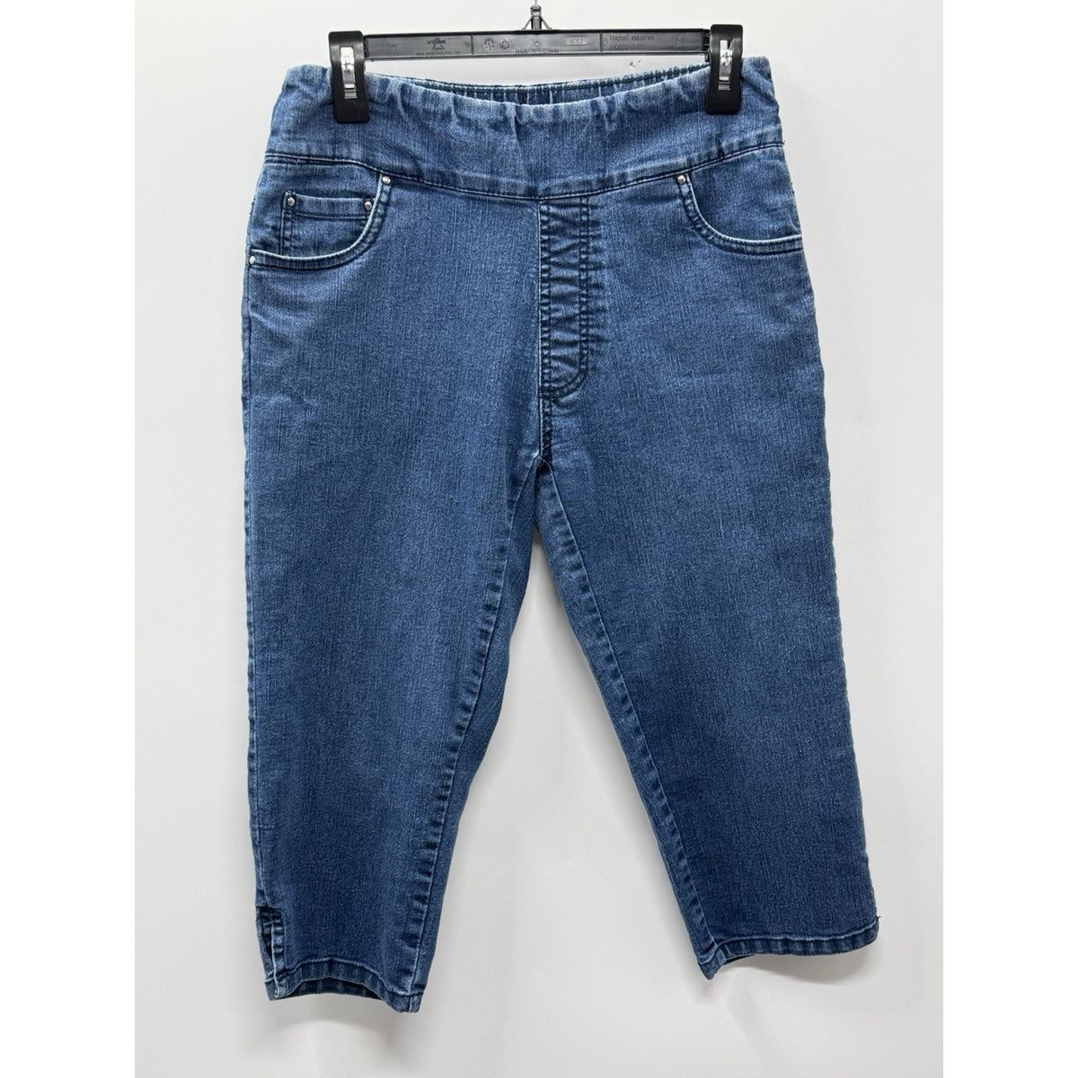 Blair Women’s Pull On Denim Capri Pants Size 8P Blue Stretch Elastic Waist Jeans