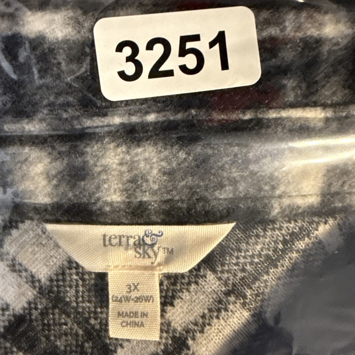Terra & Sky Womens Plaid Button Down Shacket Plus Sz 3X (24W-26W) Black & White
