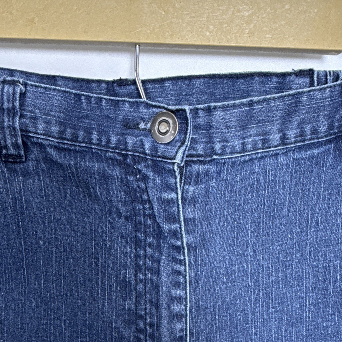 Ruby Rd. Women’s Petite 14P Blue Denim Pants Elastic Waist Straight Leg 27"
