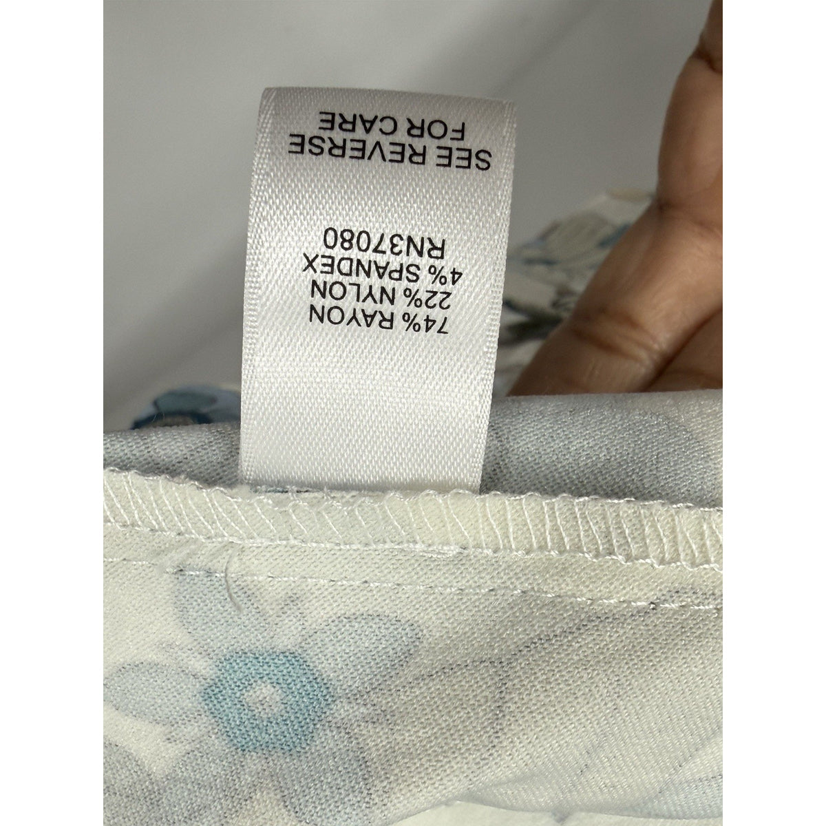 Floral Blue and Cream Women's Jacket size 18/20W on button lettuce edge cut NWT