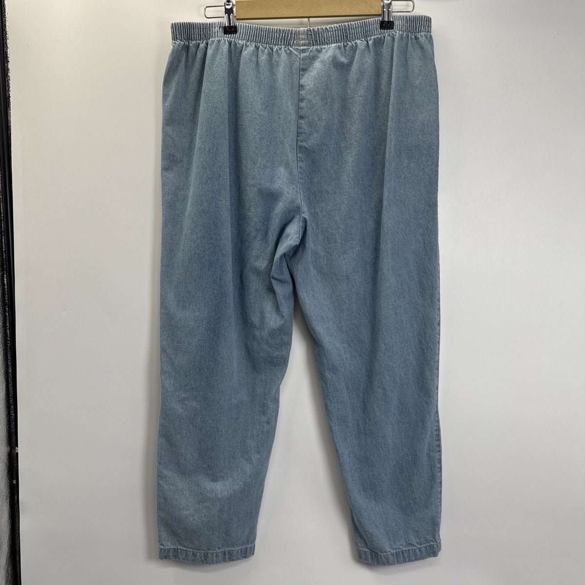 American SweetHeart Jeans Women’s Size Large Petite Pull On Elastic Waist
