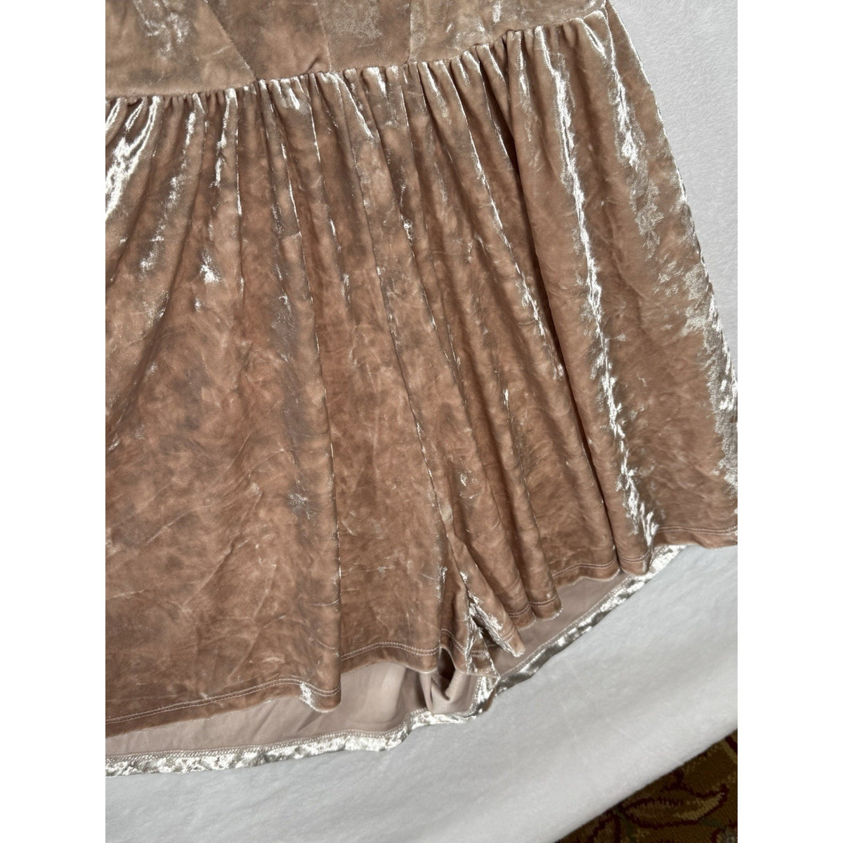 Silence + Noise Velvet Romper Sz L Blush Pink Crushed Velvet Coquette Balletcore