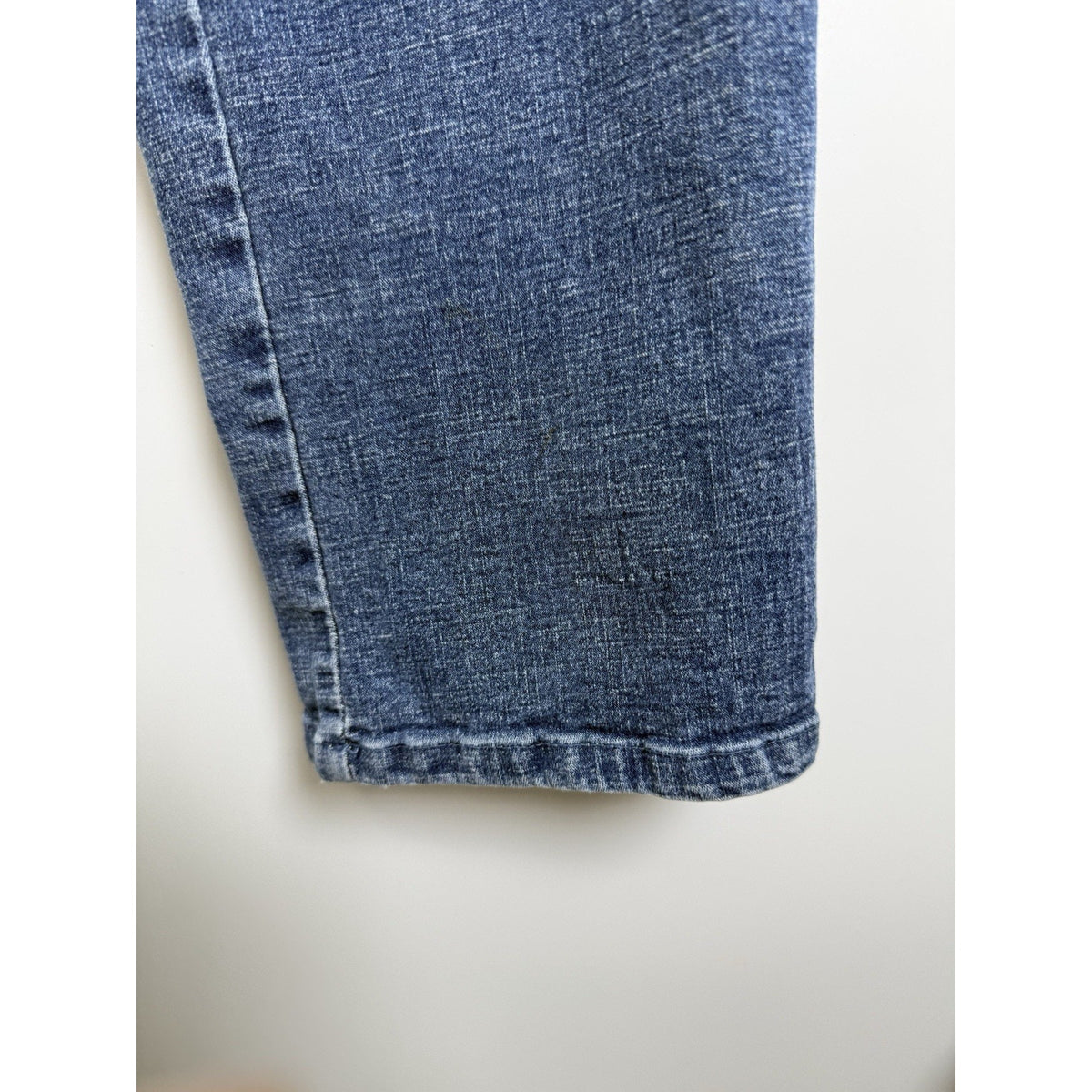 Faded Glory Women’s Medium Pull On Stretch Denim Pants Elastic Waist 28 Inseam