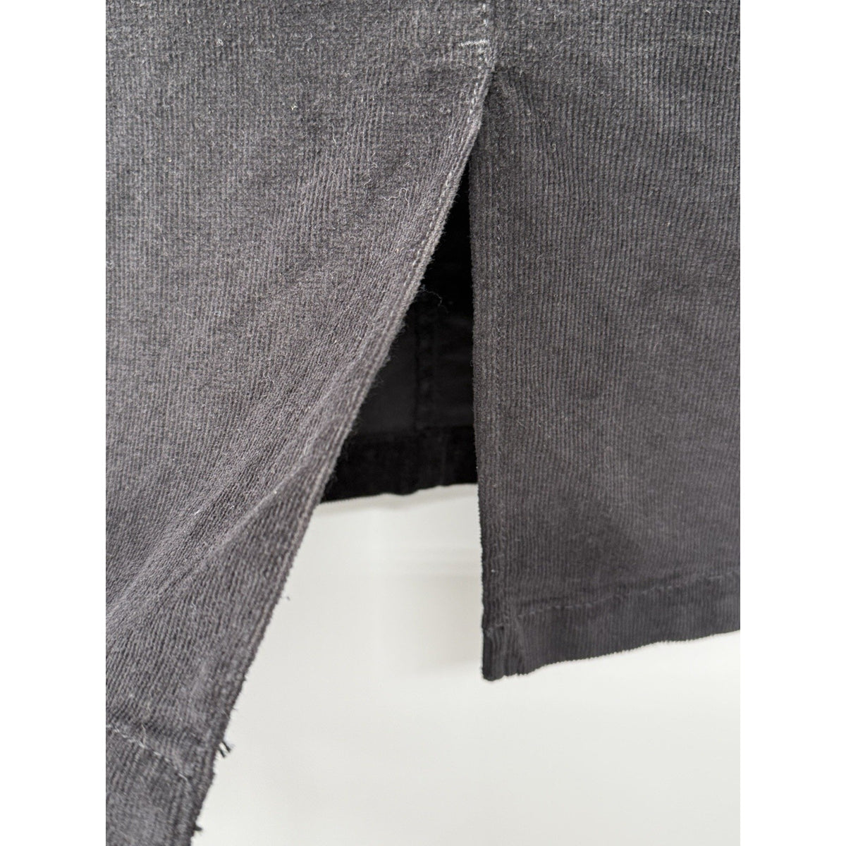 Time and Tru Black Corduroy Midi Skirt Size 10 Stretch Slit Minimalist