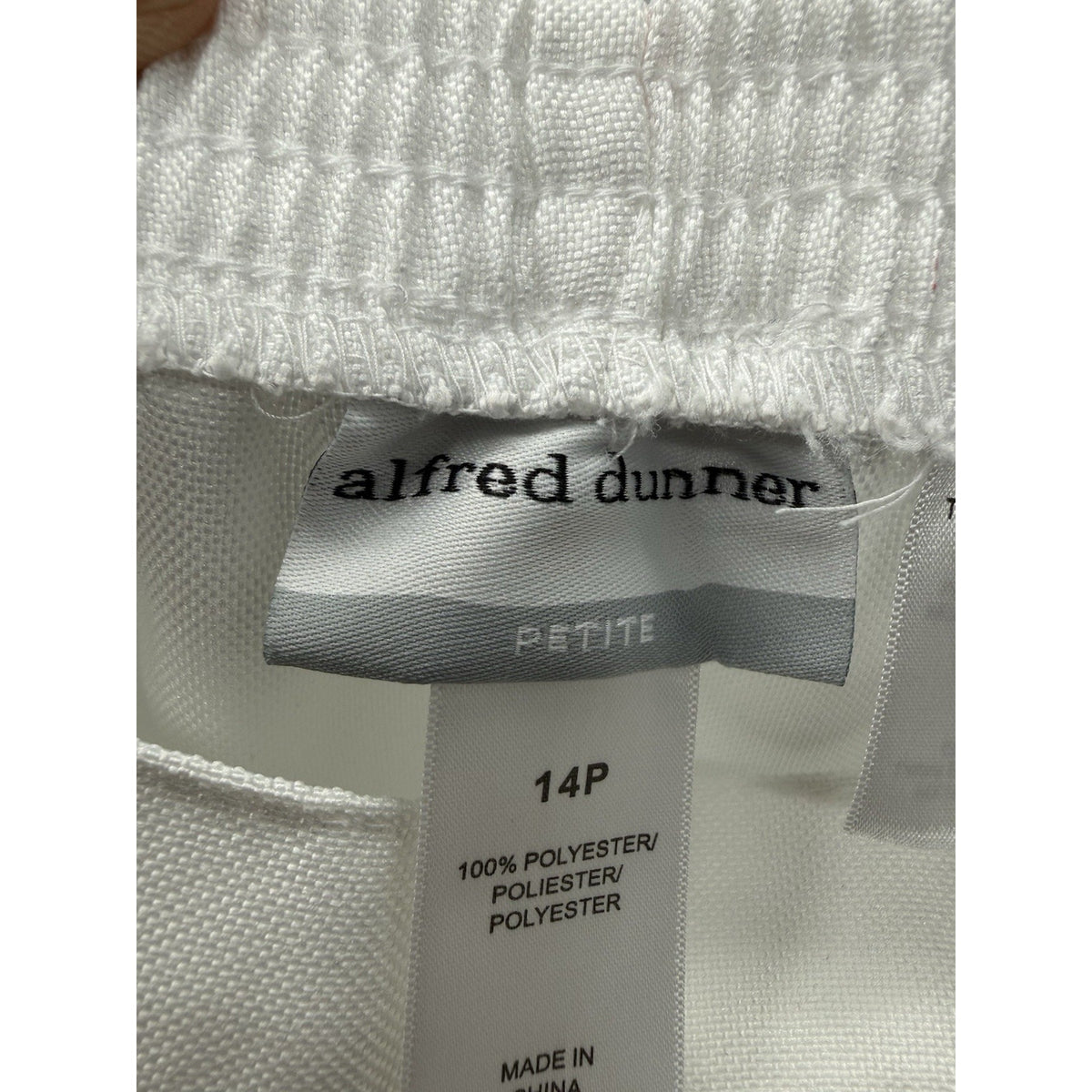 ALFRED DUNNER Women's White Pull-on Capri Pants 14P Back Elastic Front Pockets