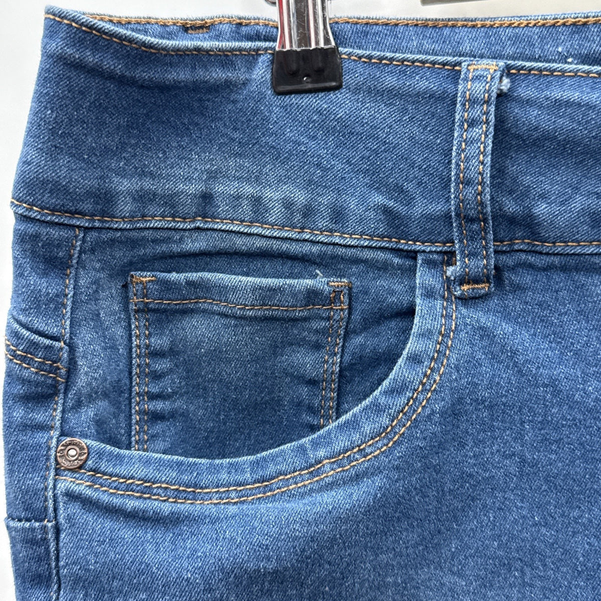Sofia’s Jeans Womens 18 Blue Pull On Capri Jeans Stretch Mid Rise Denim Crop