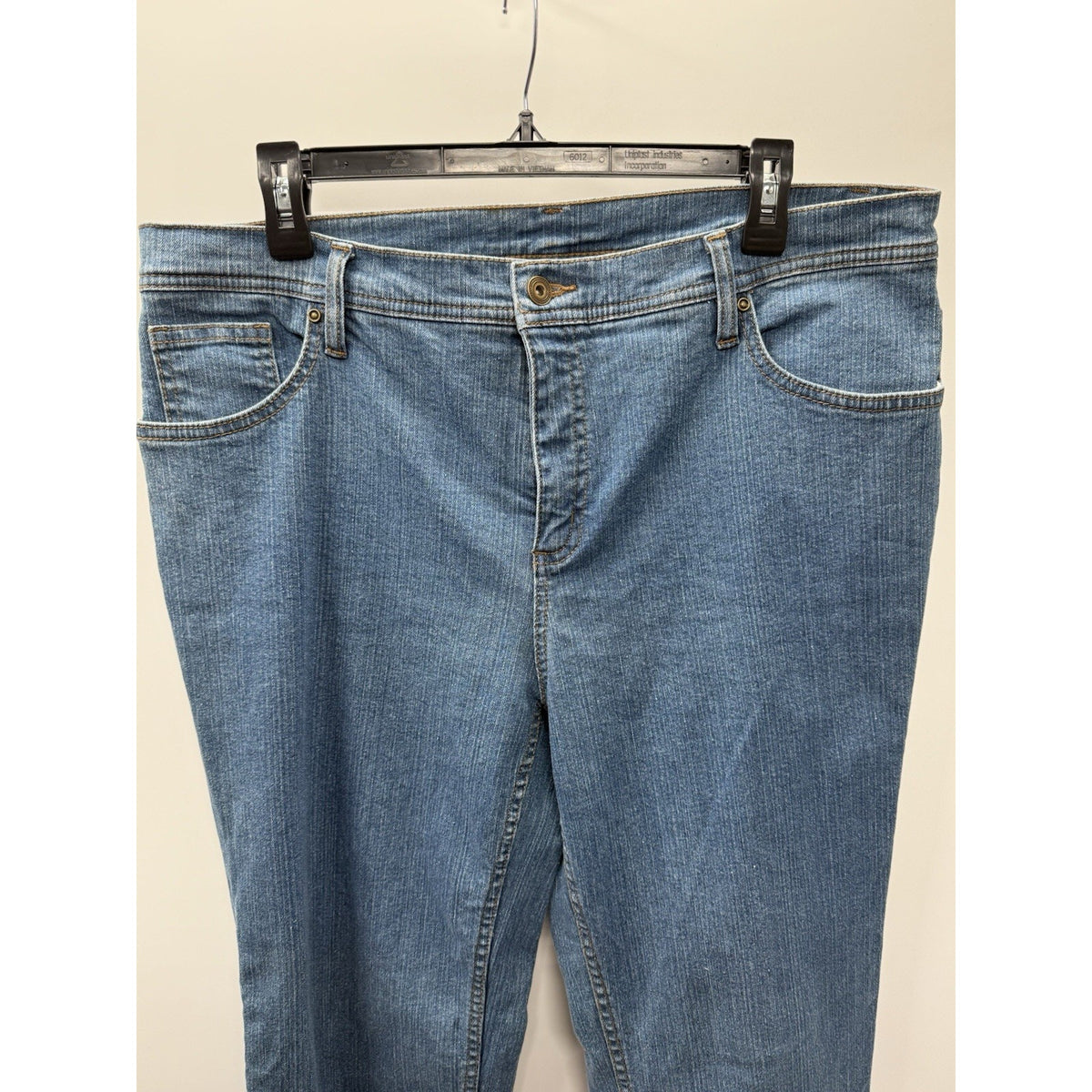 D&Co Denim & Company Blue Jeans Women Size 16 Med Wash Stretch Classic Denim