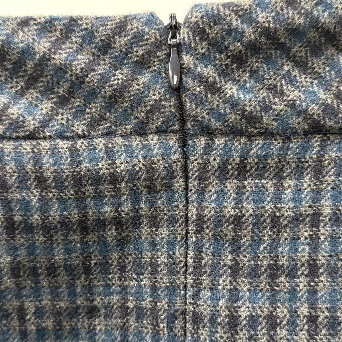 Chadwick Of Boston Size 12 Women’s Plaid Wool Blend Skirt Black/Gray/Blue