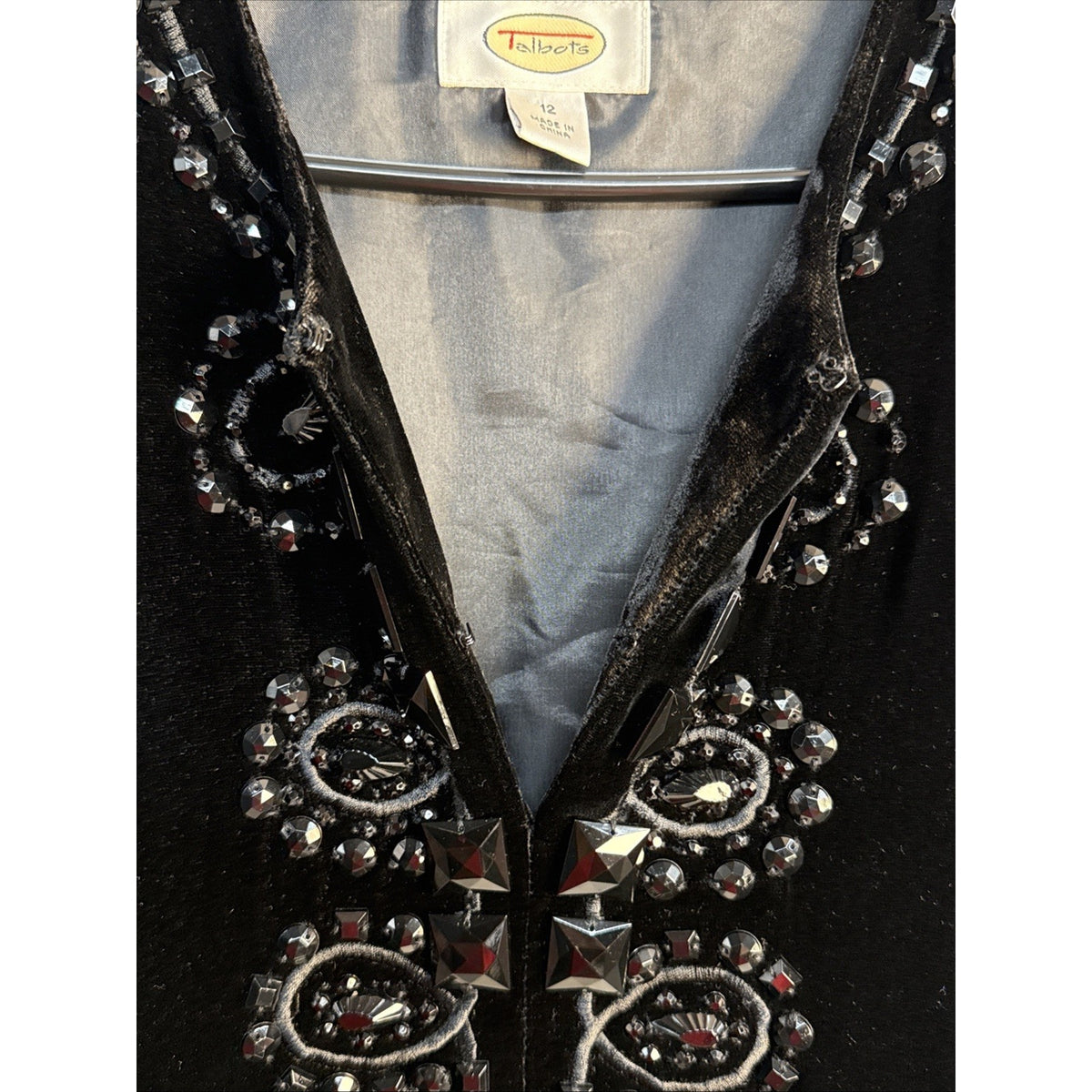 Talbots Black Velvet Beaded Embellished Tunic Top LS Women Sz 12 Gothic Romantic