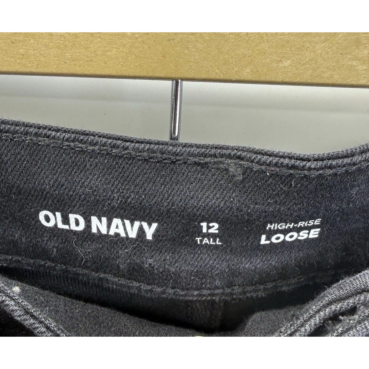 Old Navy High-Rise Loose Jeans Women’s Size 12 Tall Black, Pockets Casual NWT
