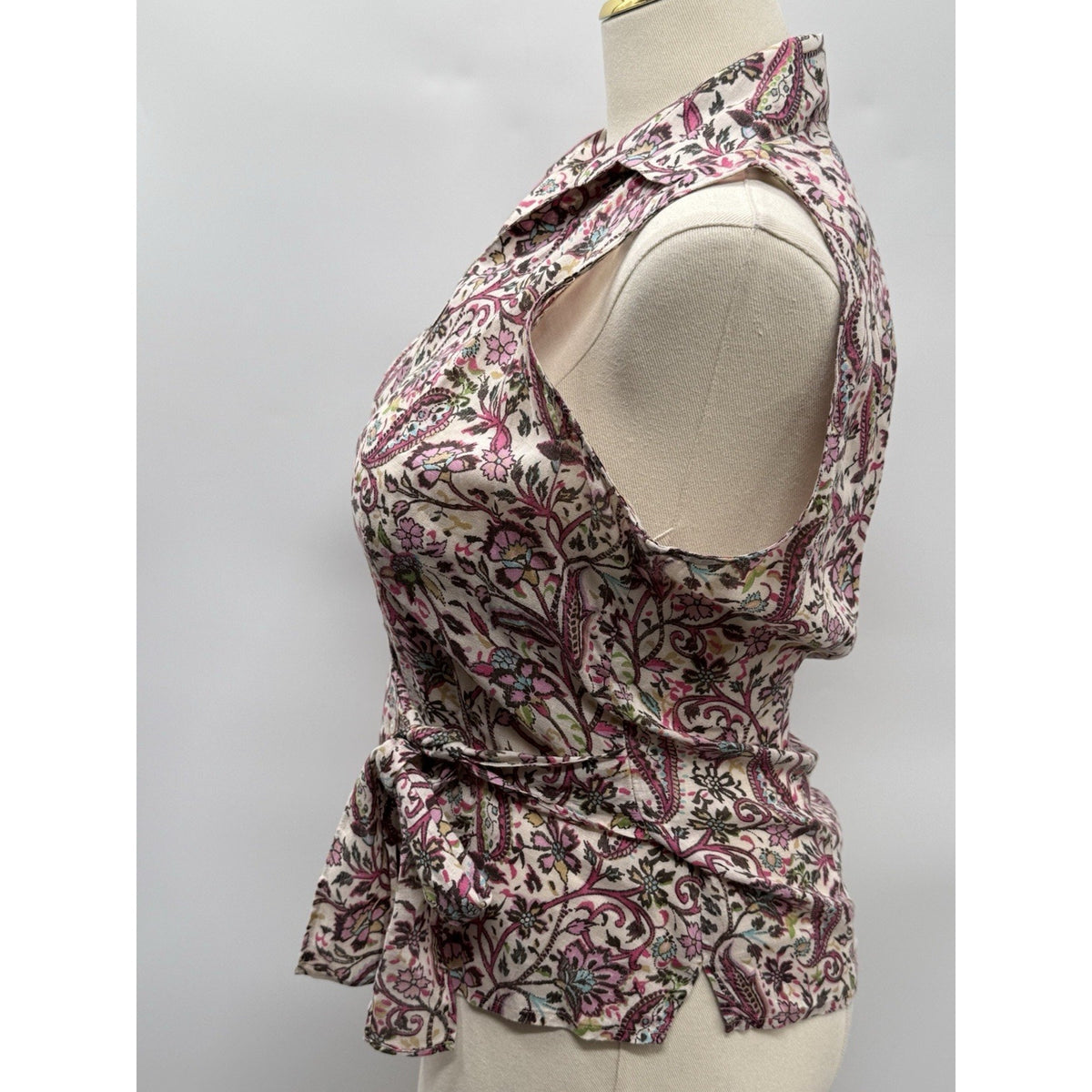 Harold’s Women’s L 100% Linen Blouse Pink Paisley Floral Tie Waist Sleeveless