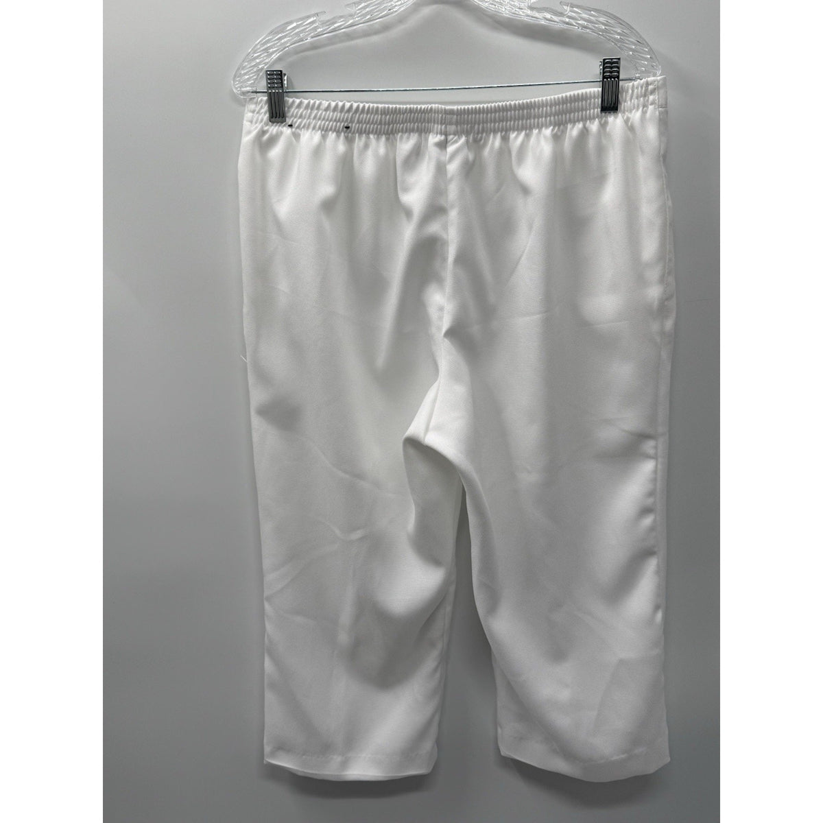 ALFRED DUNNER Women's White Pull-on Capri Pants 14P Back Elastic Front Pockets