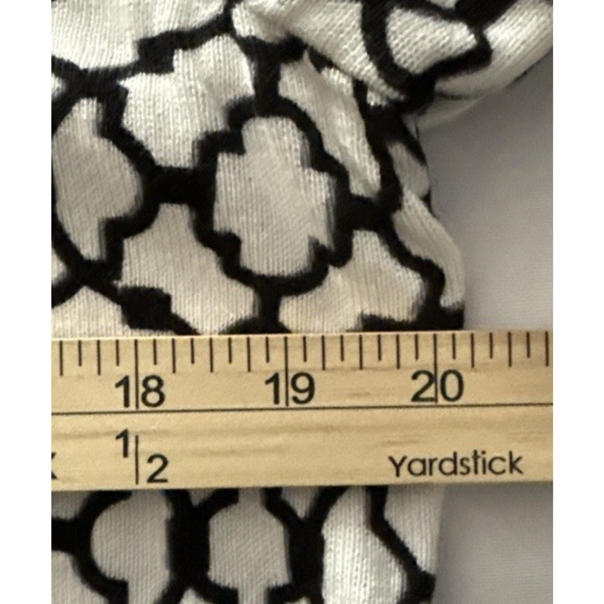 Croft & Barrow Women’s Black White Geometric Cardigan M Cotton Button Front Top