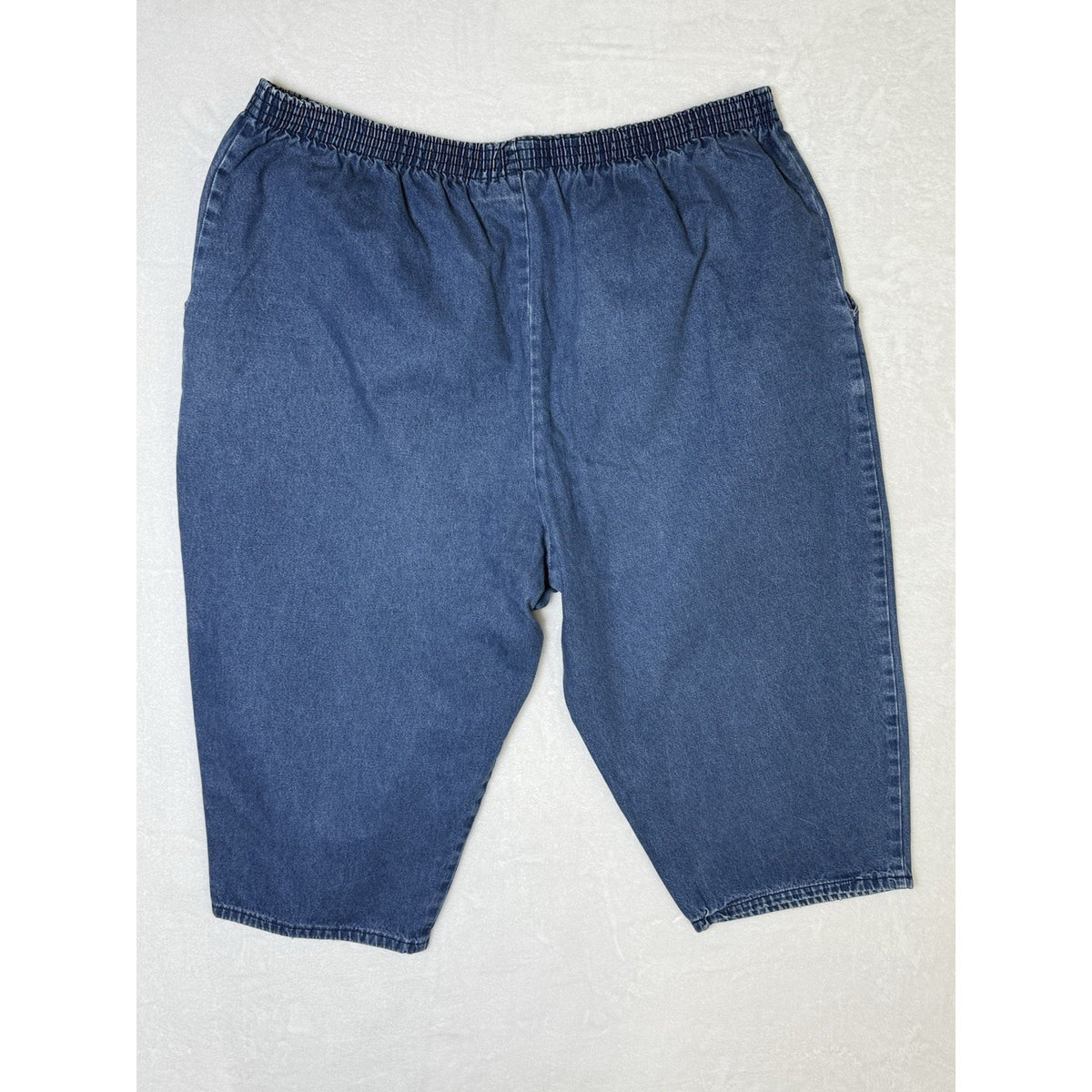 Briggs Women 24W Pull On Denim Jeans Blue Elastic Waist Cotton Capris