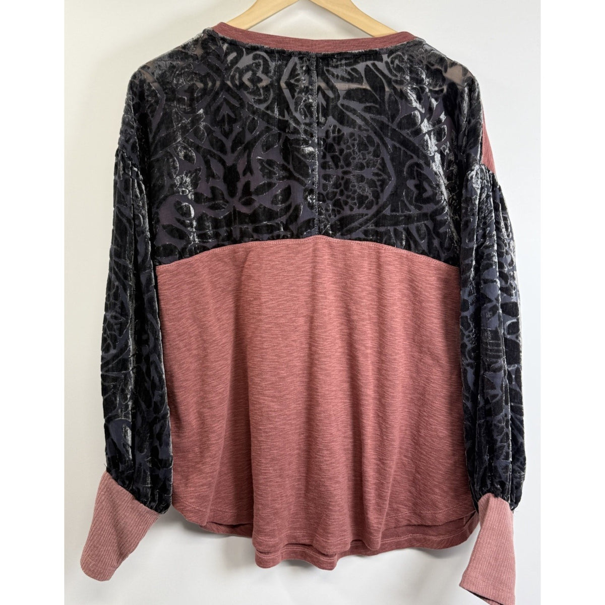 Mystree Velvet Burnout Sleeve Top Mauve Black Boho Romantic Blouse Women’s M