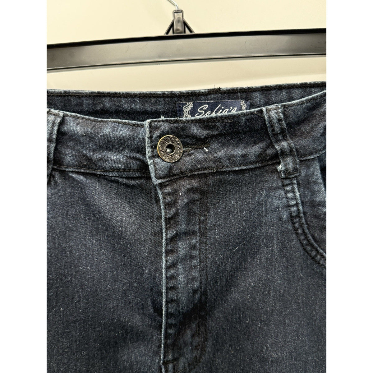 Sofias Jeans Women size 22, 5 Pocket Sequin Heart Accents Casual Stretchy