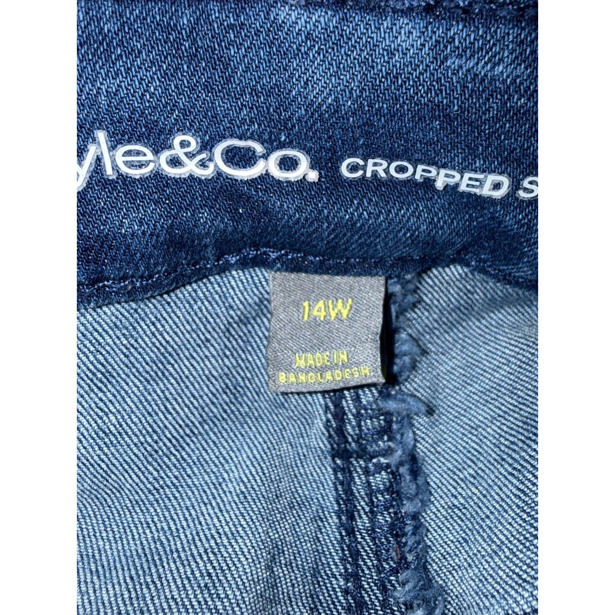 Style & Co Womens 14W Cropped Straight Leg Blue Jeans Paisley Embroidered Hem