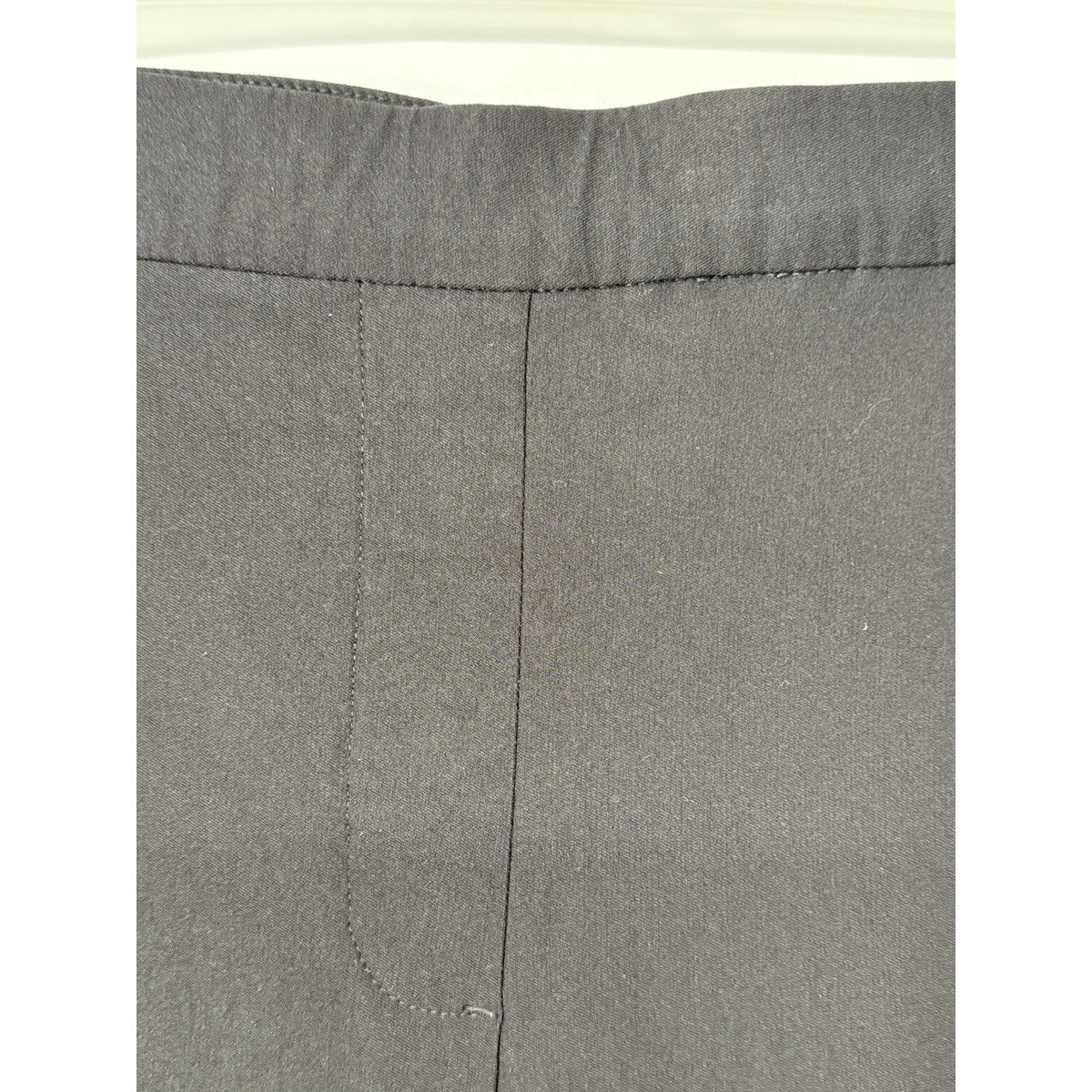 Alfred Dunner Pull On Black Capris Stretch Rayon Blend Side Slits Pockets Sz 18