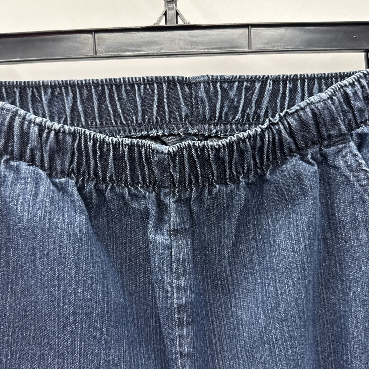 Chic Jeans Women’s Sz 18W Petite Elastic Waist Pull On Straight Leg Denim Pocket