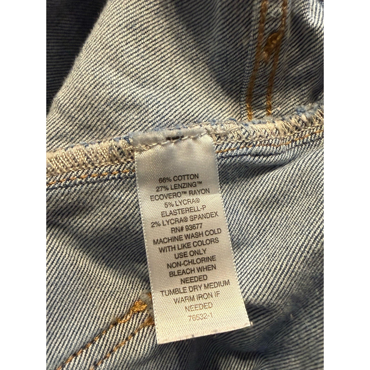 Liz Claiborne Denim Capris Womens 24W Plus Stretch Tencel Blue Patch Pocket