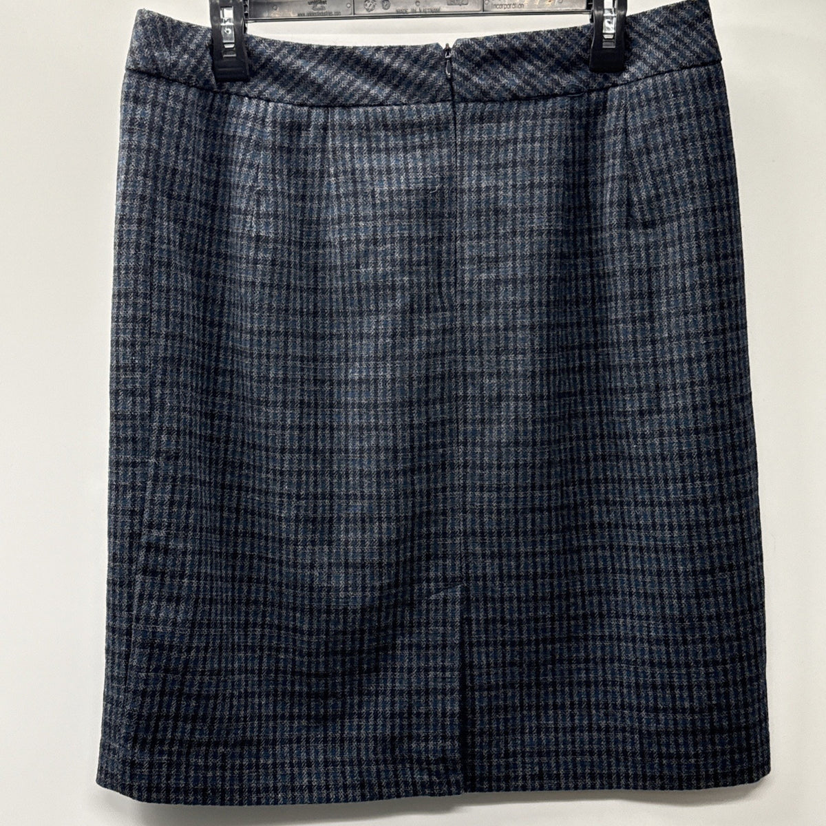Chadwick Of Boston Size 12 Women’s Plaid Wool Blend Skirt Black/Gray/Blue