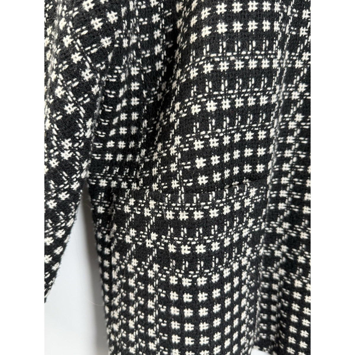 Signature by Larry Levine Tweed Jacket Size 16 Black White Cropped Classic
