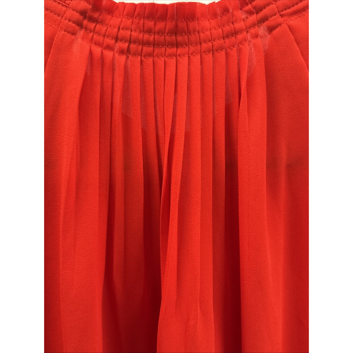 Banana Republic Red Front Peep Hole Sleeveless Office Pleated Shell Blouse M