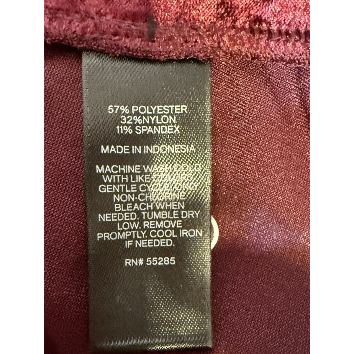 Express Burgundy Crushed Velvet Mini Skirt M Whimsigoth Gothic Romantic Stretch