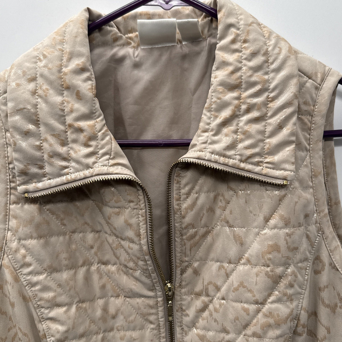 CHICO'S ZENERGY Neema Vest Sz 1 (M) Gold Leopard Quilted Pockets Full Zip Womens