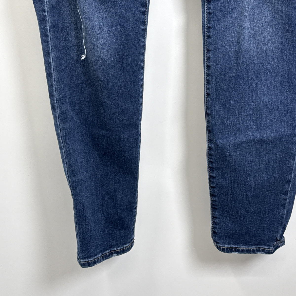 Old Navy Jeans Womens 14 Rockstar Mid-Rise Skinny Jegging Distressed Knee Blue