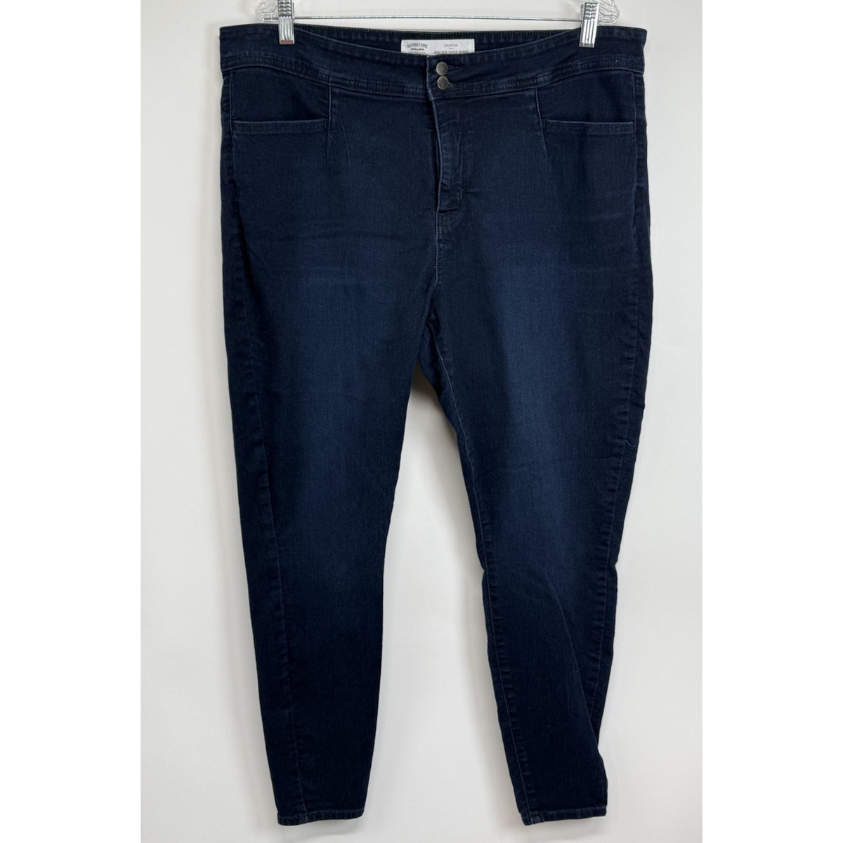 Levi’s Signature Shaping High Rise Super Skinny Jeans Size 20 Dark Wash