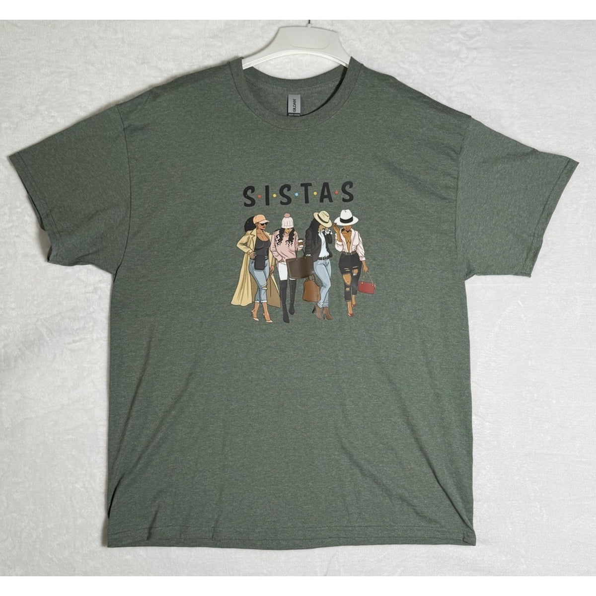 Gildan Sistas Graphic T Shirt XL Olive Green Friends Sisterhood Fashion Casual