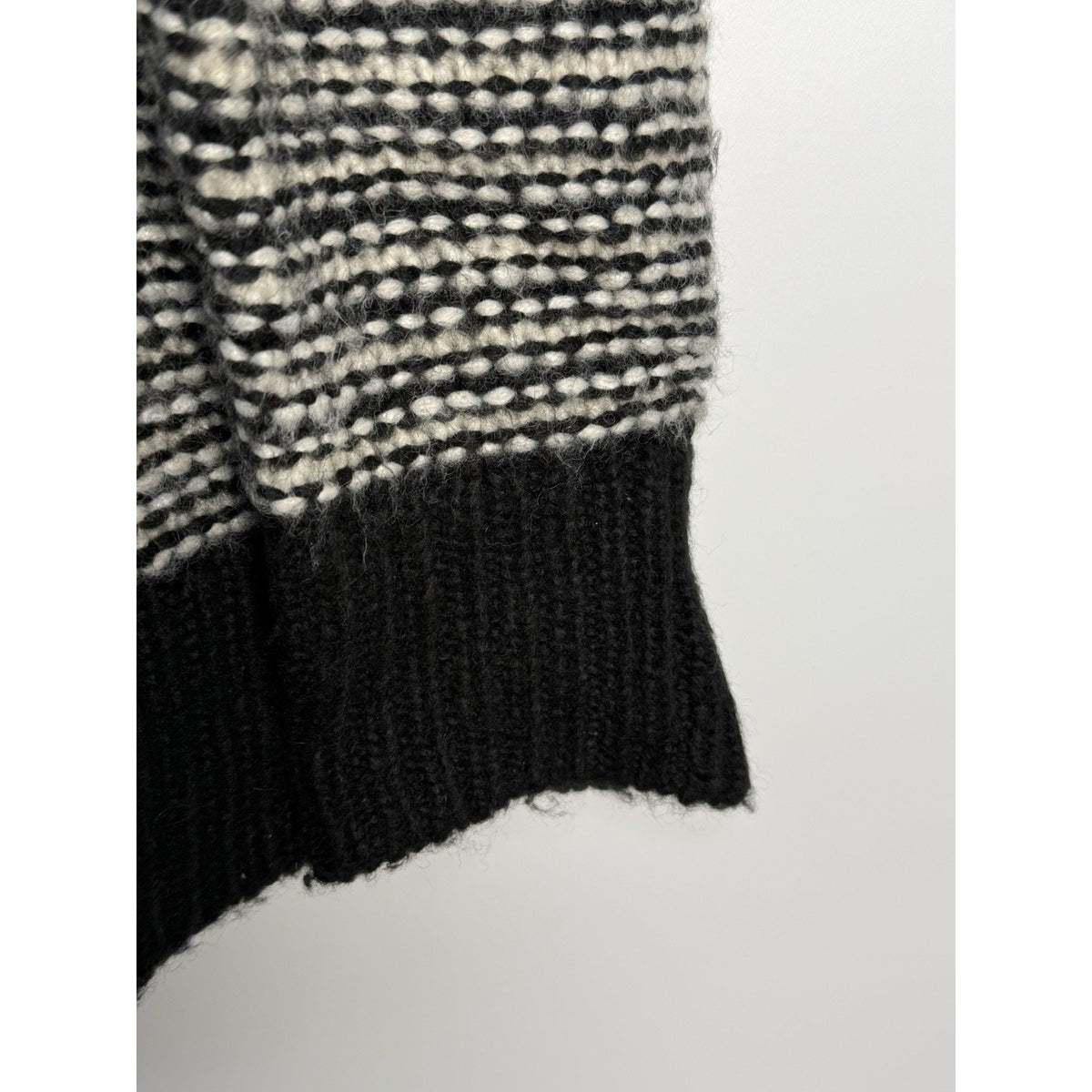 Old Navy Black White Striped Wool Blend Knit Sweater Womens L Cozy Pullover