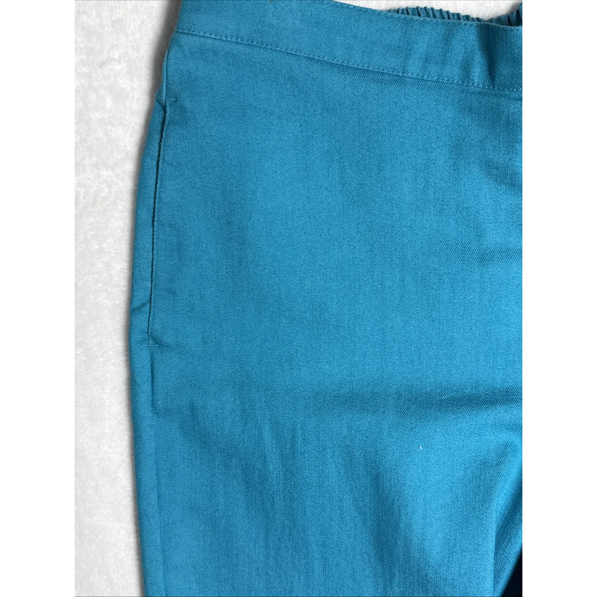 Alfred Dunner Petite 10P Turquoise Stretch Denim Jeans PullOn Straight Leg Pants