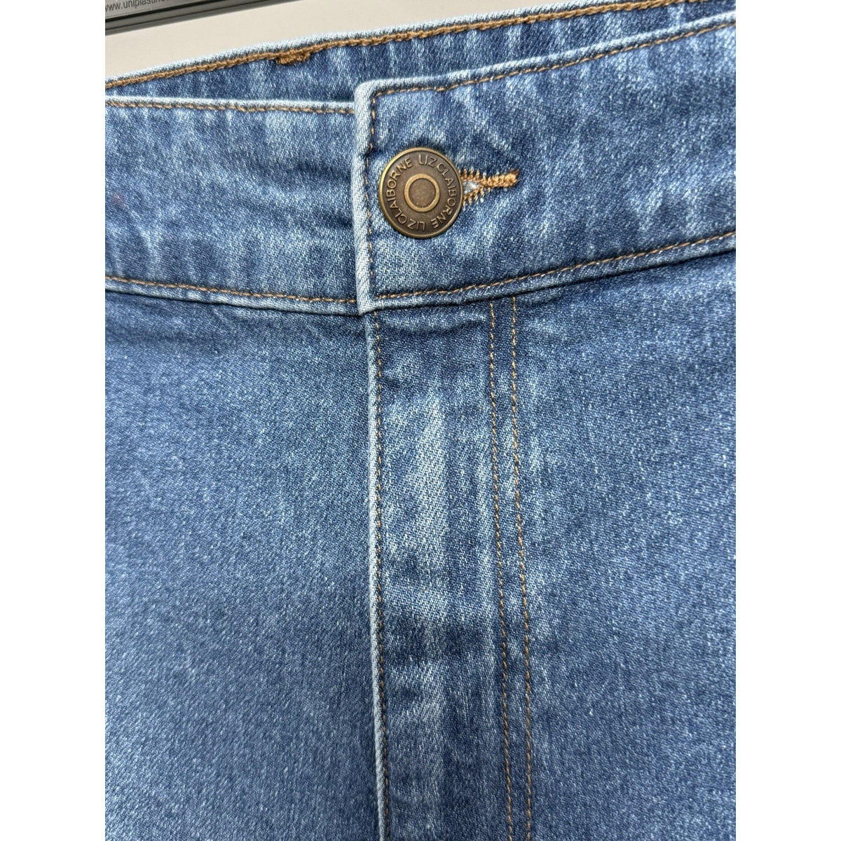 Liz Claiborne Denim Capris Womens 24W Plus Stretch Tencel Blue Patch Pocket