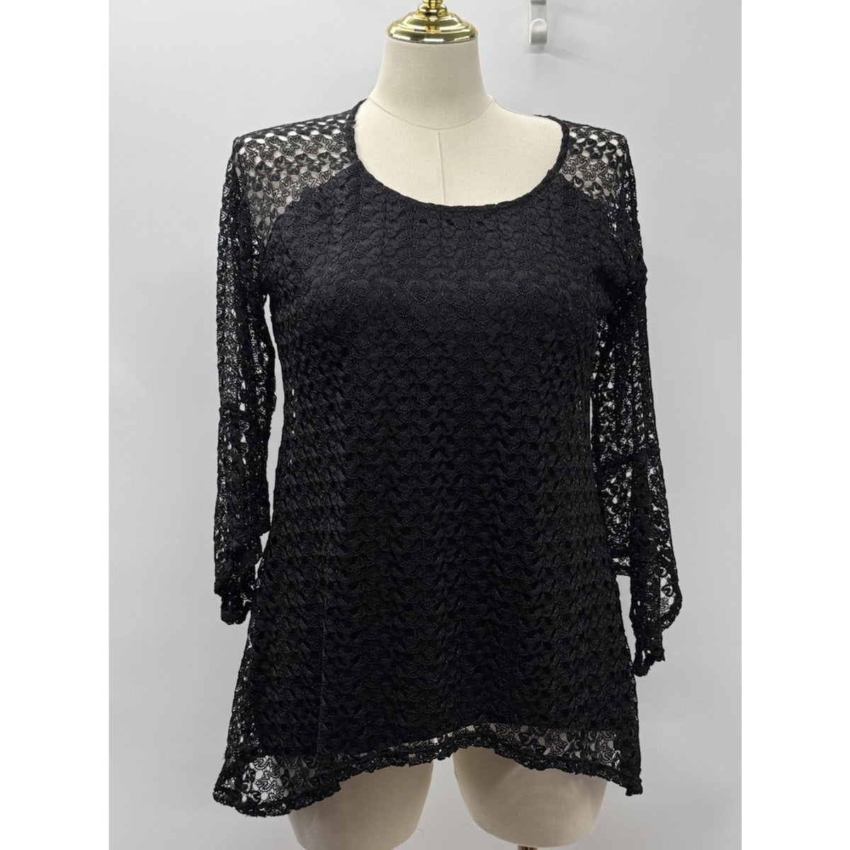 New Directions Women’s Black Lace Tunic Top L 3/4 Sleeve Sharkbite Hem Sheer