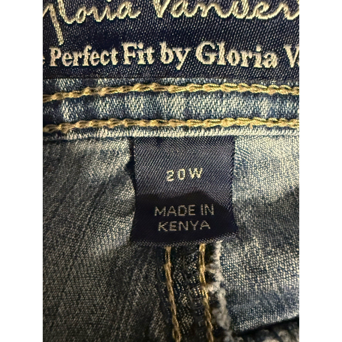 Gloria Vanderbilt Perfect Fit Capris Womens 20W Plus Stretch Denim Embroidered
