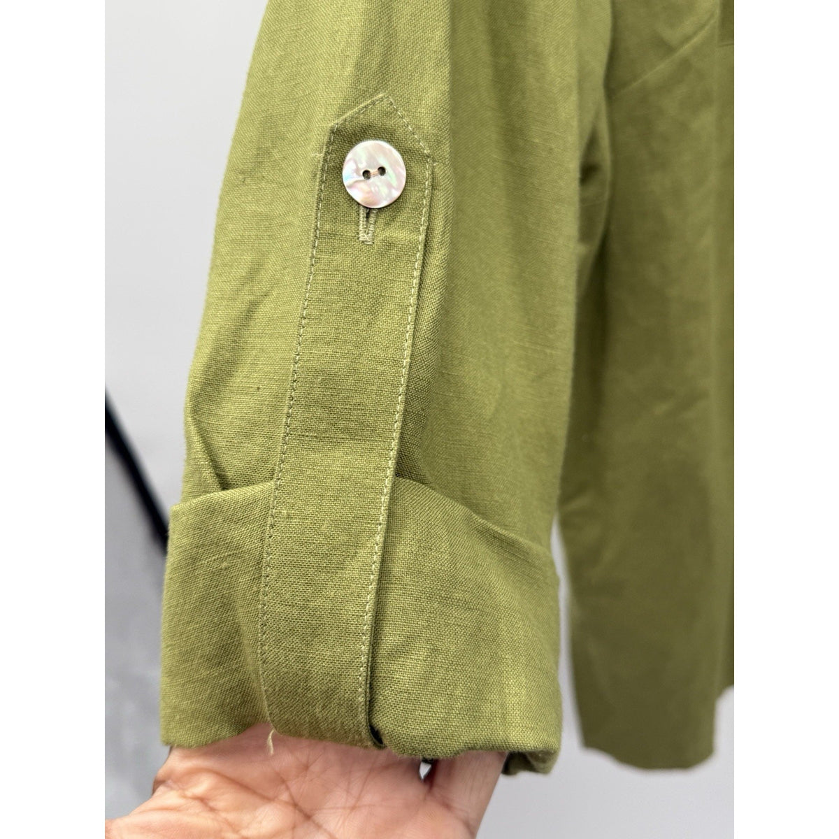 Crazy Horse Collection L Olive Green Button Front Roll Tab Blouse Tunic Pockets
