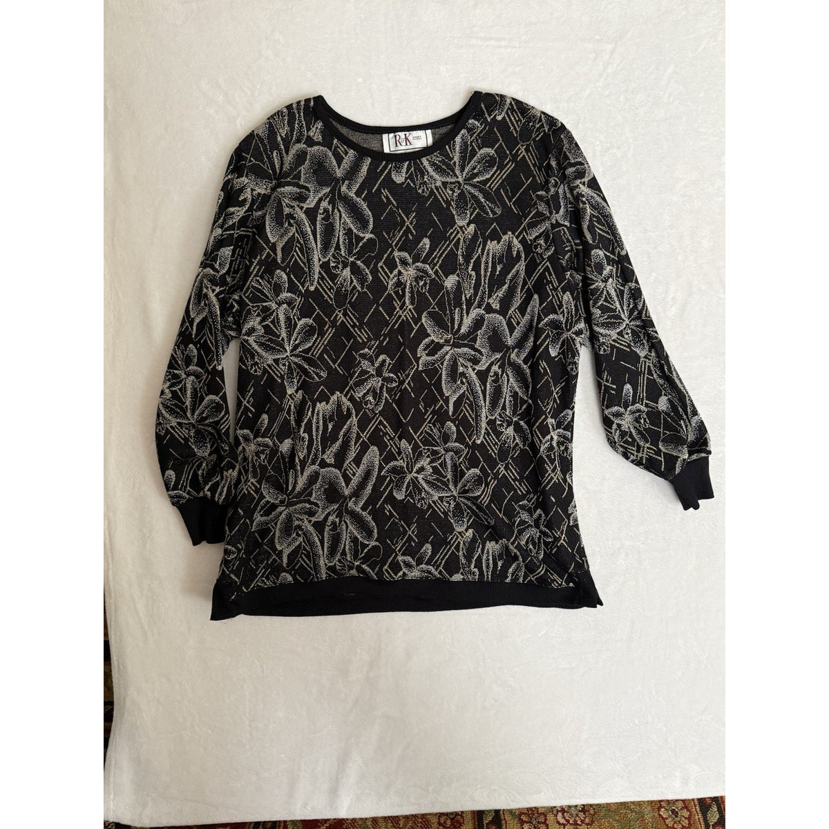 R&K Sport Women L Black Gold Floral Metallic Lightweight Knit Tunic Top USA
