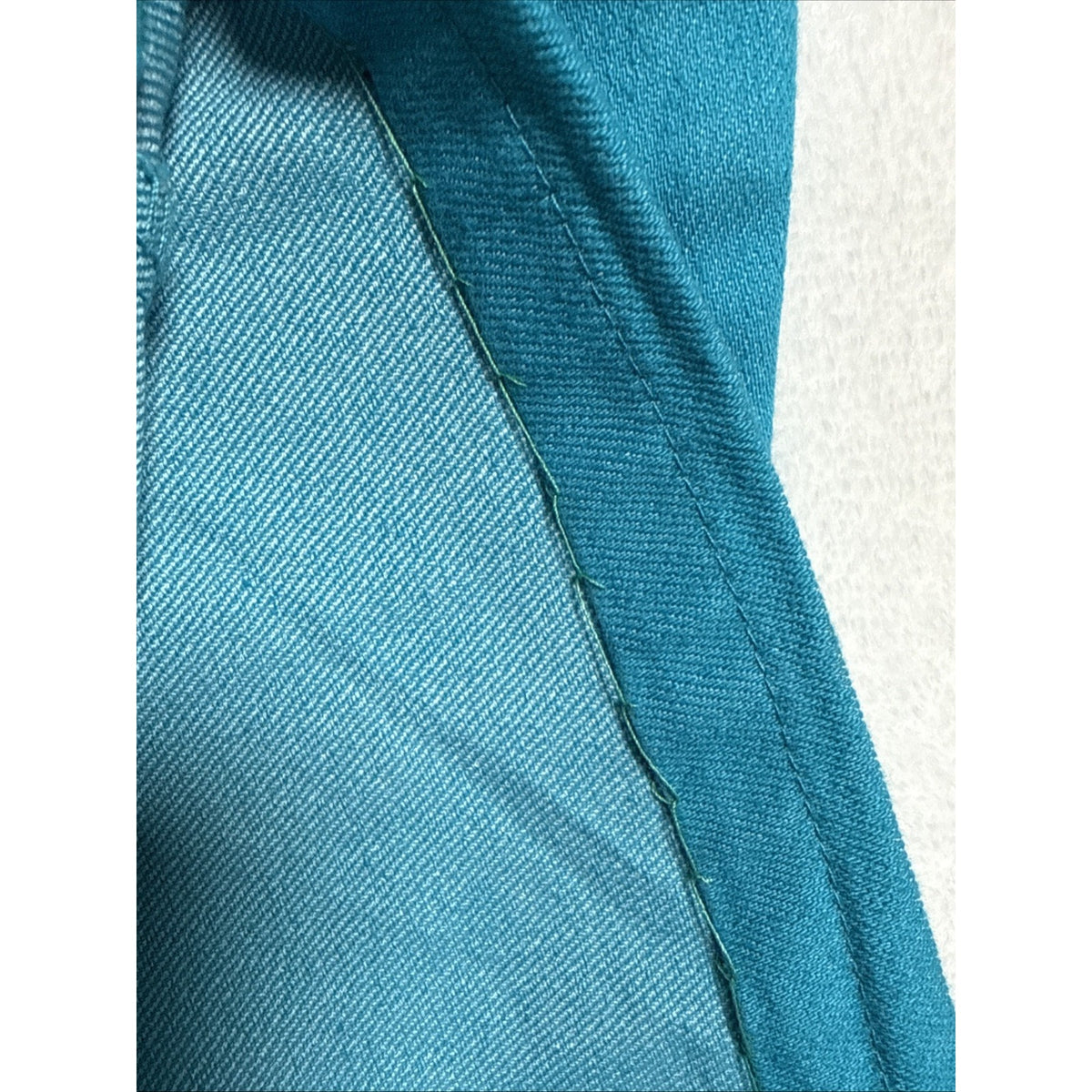 Alfred Dunner Petite 10P Turquoise Stretch Denim Jeans PullOn Straight Leg Pants