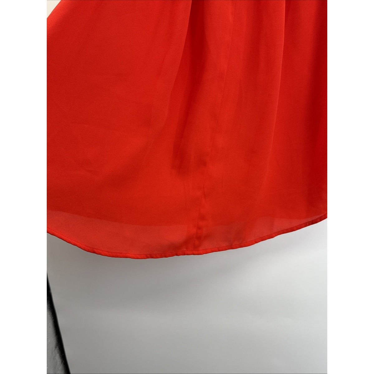 Banana Republic Red Front Peep Hole Sleeveless Office Pleated Shell Blouse M